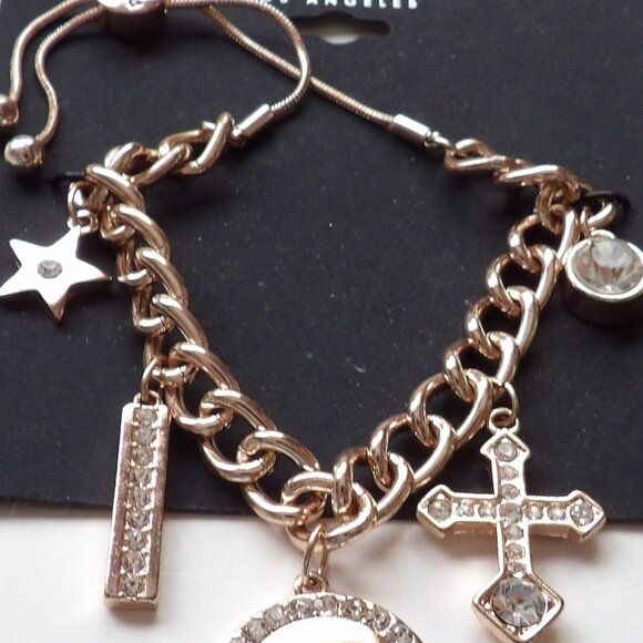 Guess Rose Gold colored Charm Bracelet Adjustable Cross Circle Pendant Star NWT - Picture 3 of 5
